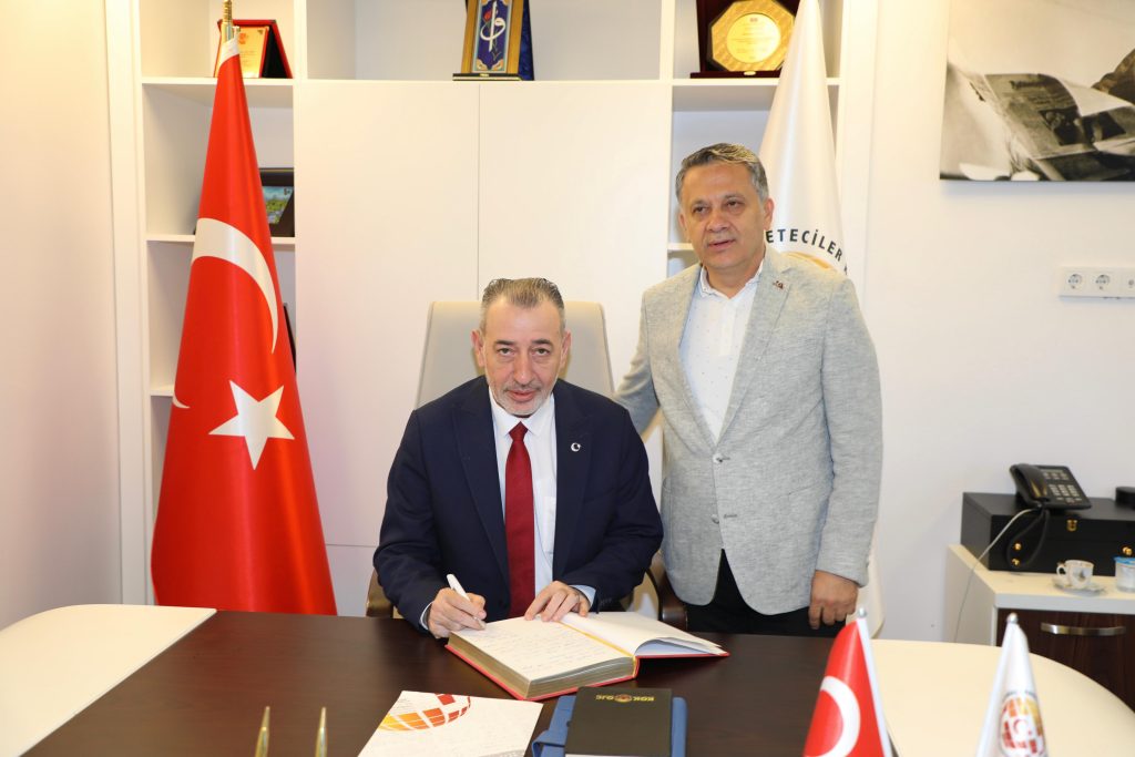 Türkmen Bakan Maruf ve heyetinin KGK ziyareti 