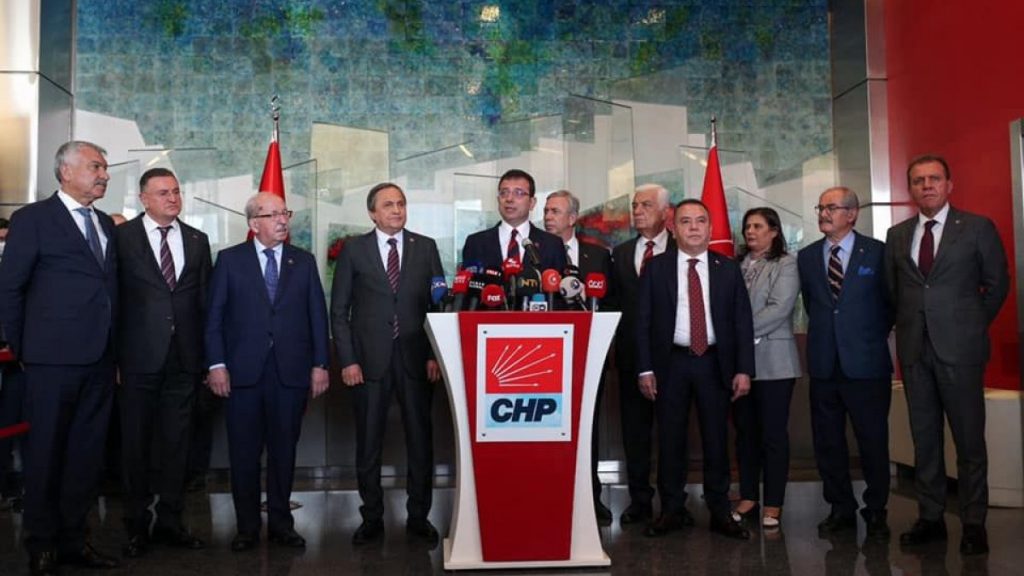 11 CHP’li büyükşehir belediye başkanından yeni bildiri
