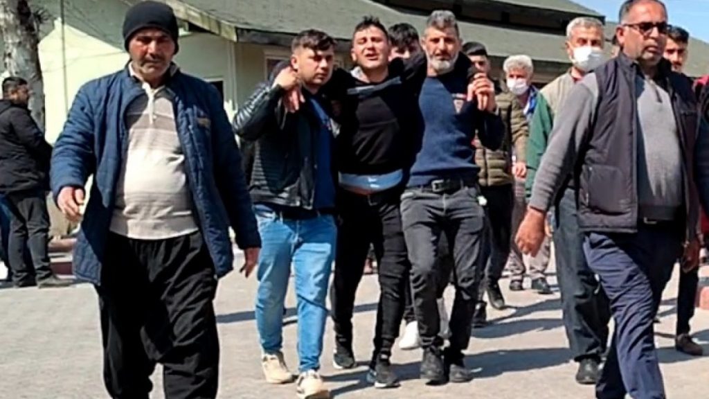 Adana’da annesini öldüren babasına, ‘gel beni de öldür’ diye tepki gösterdi