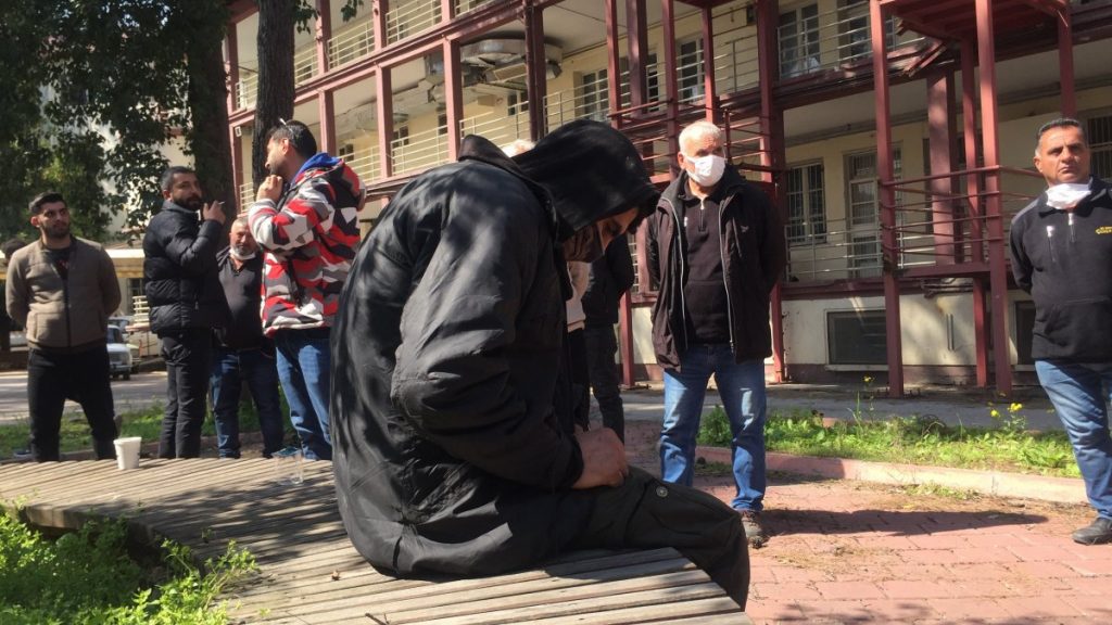 Adana’da dizi setine giren hırsızı set görevlileri yakaladı