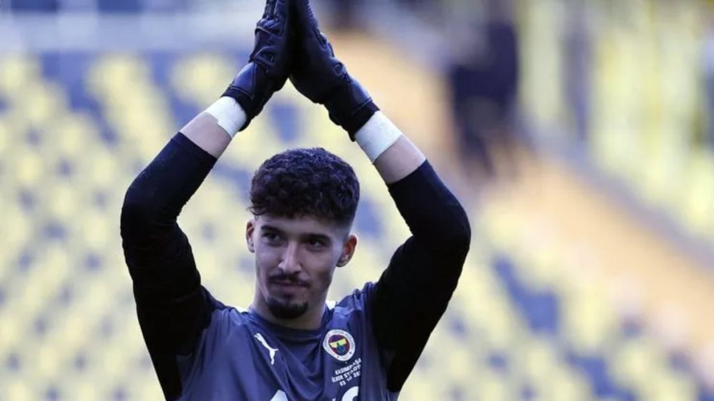 Altay Bayındır’a 3 Fransız talip