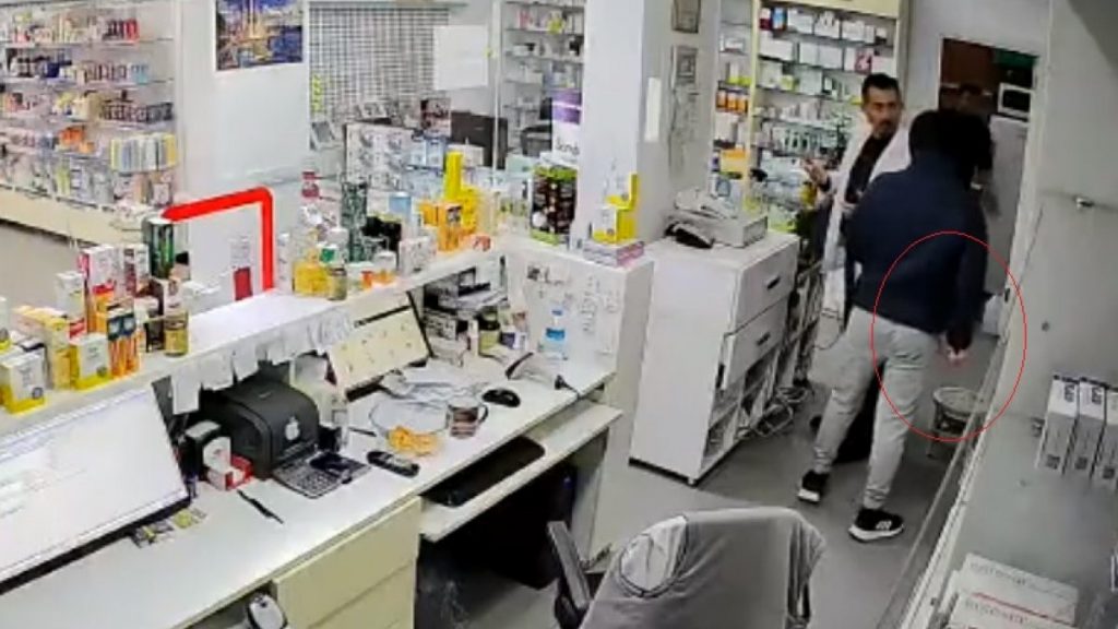 Ankara’da soyulan eczacı, hırsızlığı şaka sandı