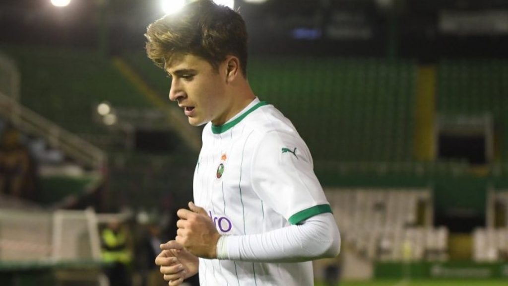 Barcelona, 18 yaşındaki Torre’yi aldı