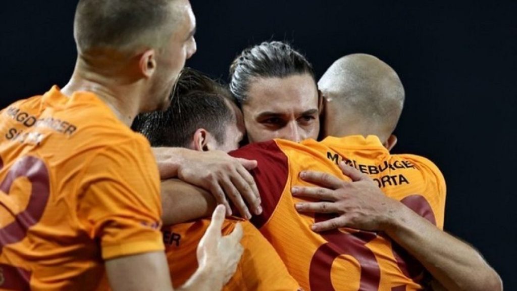 Barcelona – Galatasaray maçı ne zaman, saat kaçta, şifreli mi yayınlanacak? İşte GS’nin kamp kadrosu