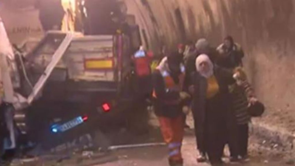 Bolu Dağı Tüneli’nde gerçekleşen kazaya ilişkin ilk kareler