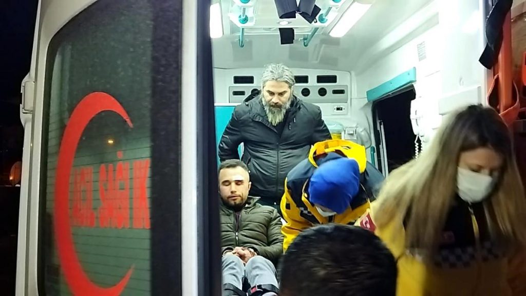 Bursa’da cinayet işlediler, Sakarya’da polisi görünce panikleyip kaza yaptılar