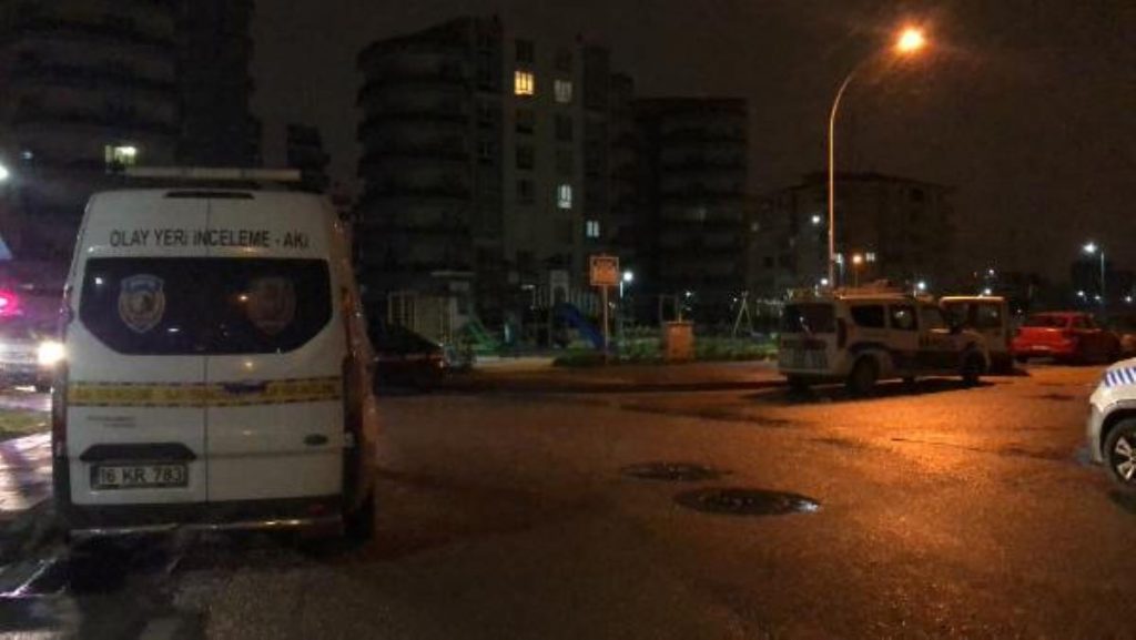 Bursa’da kadın hakim, parkta iple asılı halde ölü bulundu