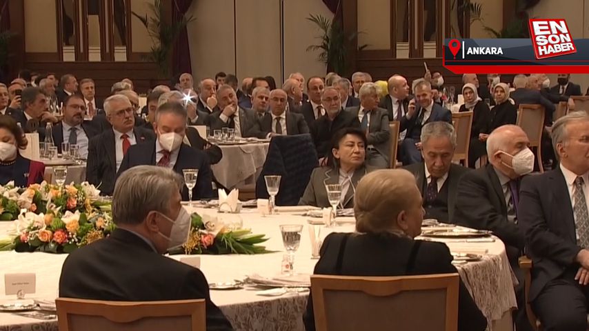 Cumhurbaşkanı Erdoğan, eski bakan ve milletvekilleriyle buluştu