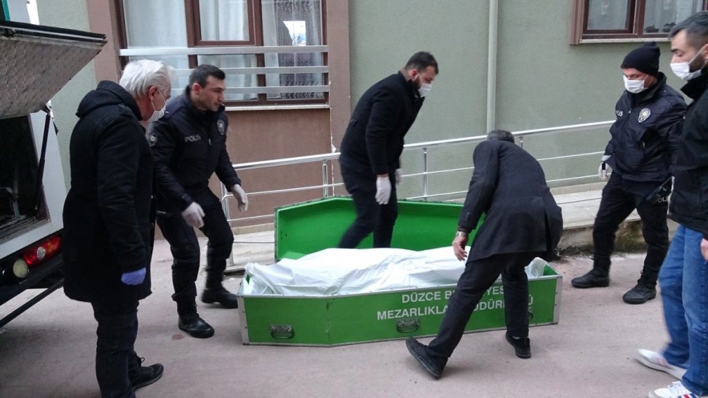 Düzce’de 15 gündür kayıp olan genç, apartman boşluğunda ölü bulundu