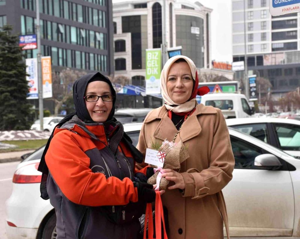 ‘Emeğin kadını erkeği olmaz’