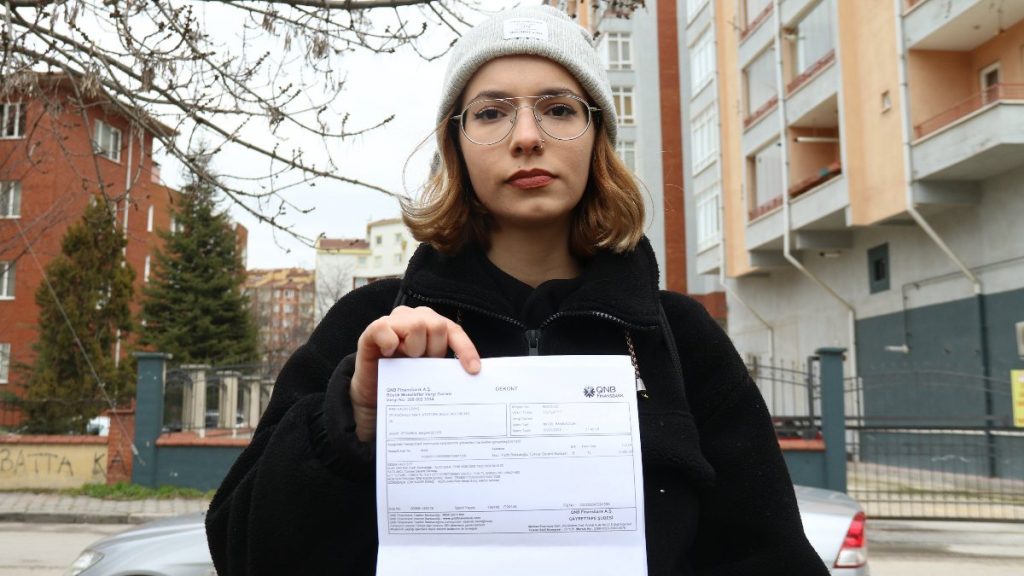 Eskişehir’deki genç kız, teknik servise yolladığı telefonuna ulaşamıyor