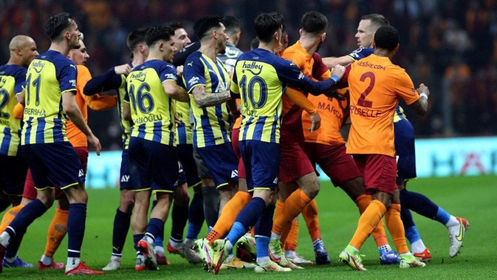 Fenerbahçe – Galatasaray derbisi ne zaman, saat kaçta, hangi kanalda?