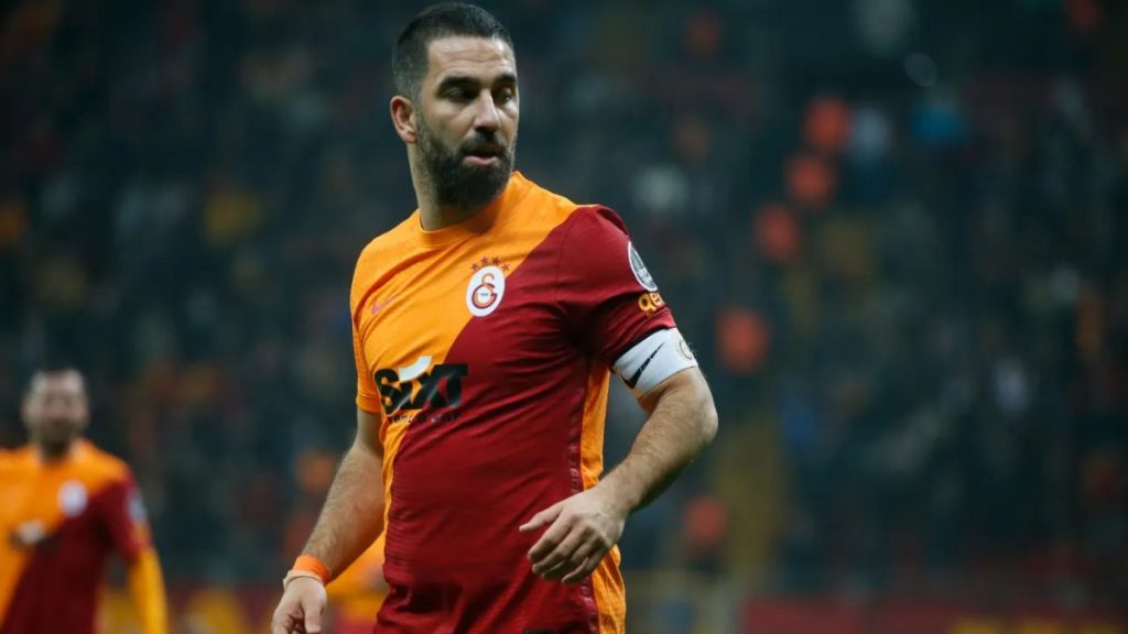 İspanyollardan Arda Turan analizi