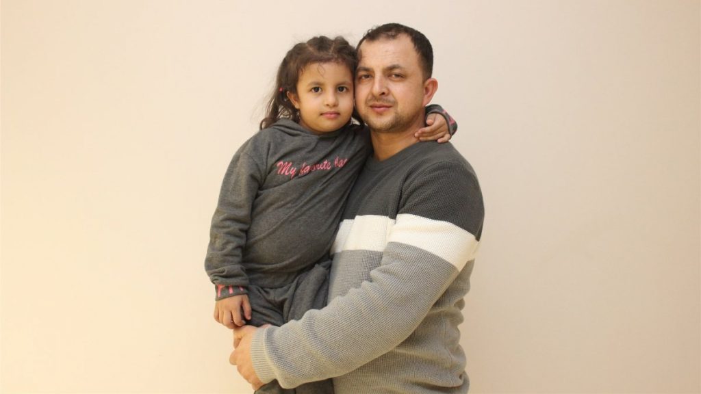 İzmir’de babasından nakledilen karaciğer, minik Halime’yi hayata bağladı