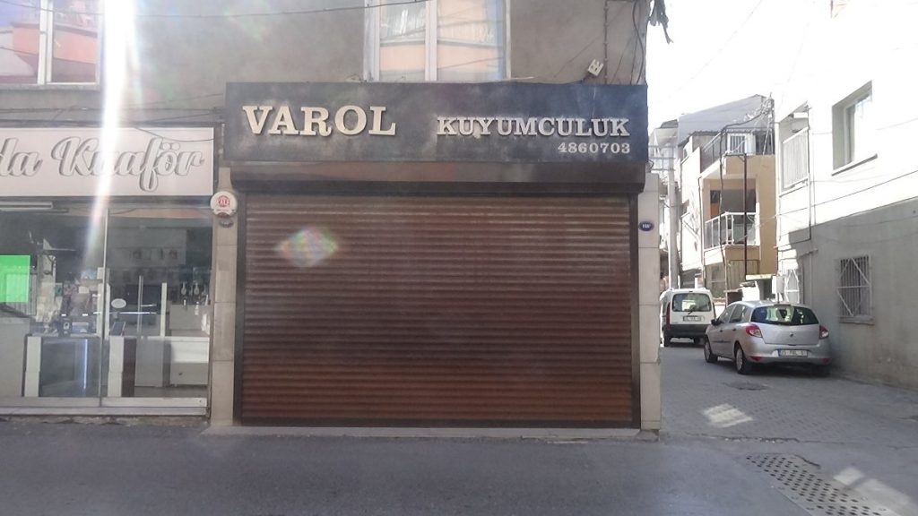 İzmir’de ikinci kuyumcu vurgunu