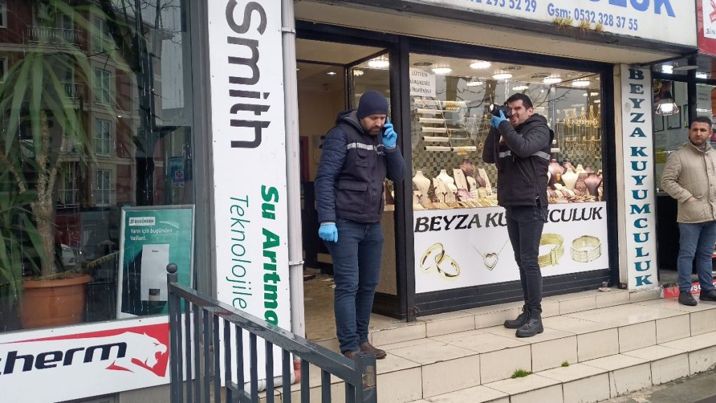 Kağıthane’de milyonluk kuyumcu soygununda 8 kişi yakalandı