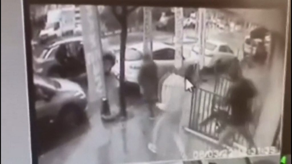 Kağıthane’deki kuyumcu soyguncuları, tekne eğlencesinde yakalandı