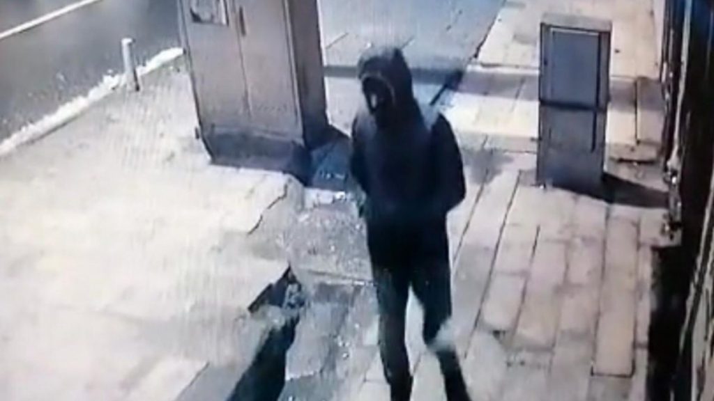 Kağıthane’deki motosiklet hırsızını burnu ele verdi