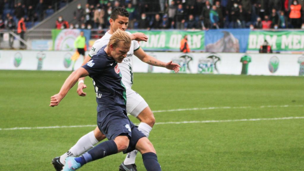 Karadeniz derbisinde kazanan Giresunspor