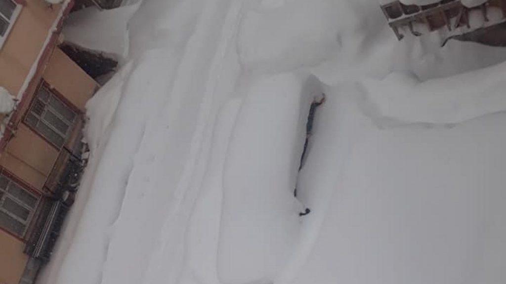 Karadeniz kara gömülünce, Ordulu taksici aracını bulamadı