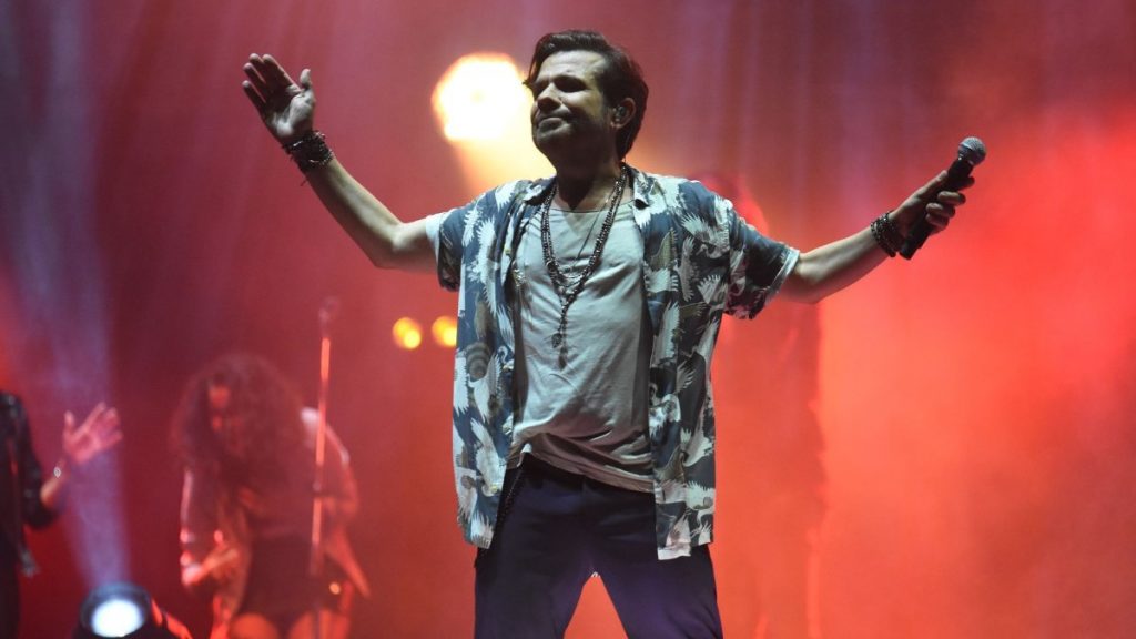 Kenan Doğulu: Siyasi baskı yüzünden rahat değiliz