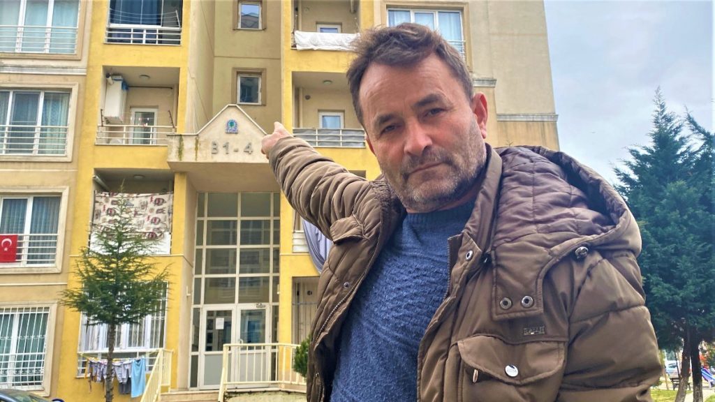 Kocaeli’nin satın aldığı sandığı evde, 9 sene kiracı olarak oturdu