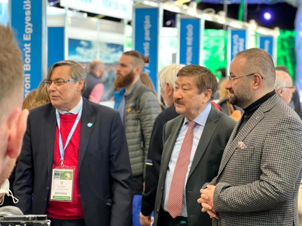 Macaristan’da ‘Bursa’ rüzgârı