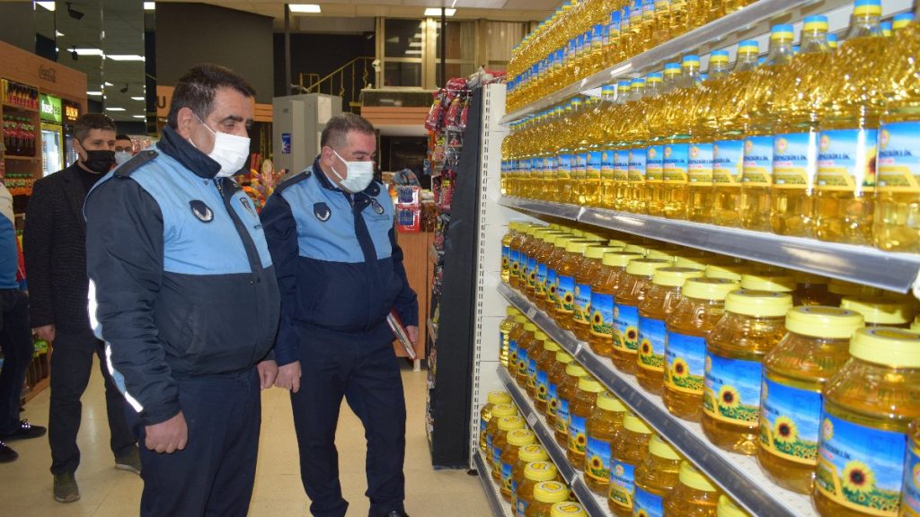 Malatyalılar yağ stokları azalıyor iddiasına tepki gösterdi