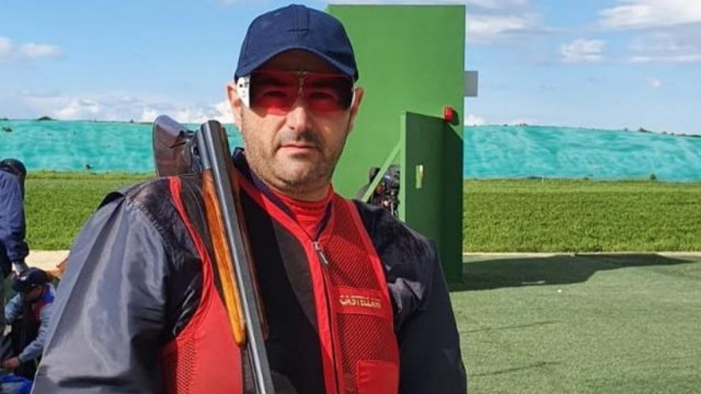 Milli sporcu Oğuzhan Tüzün’den altın madalya