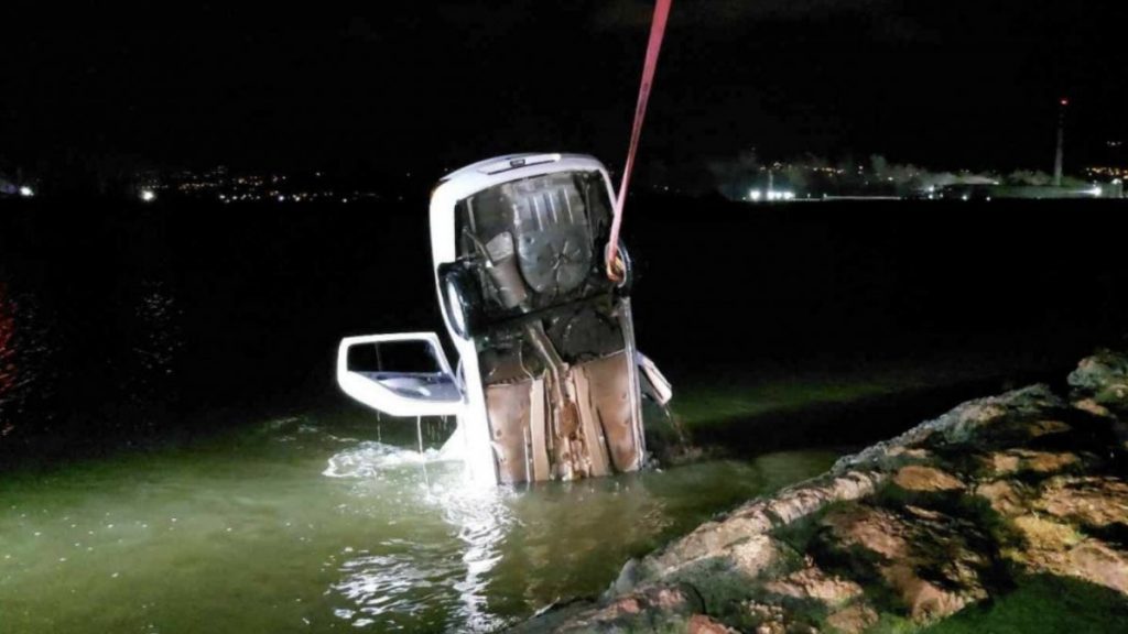 Samsun’da otomobil denize uçtu: 1 ölü 2 yaralı