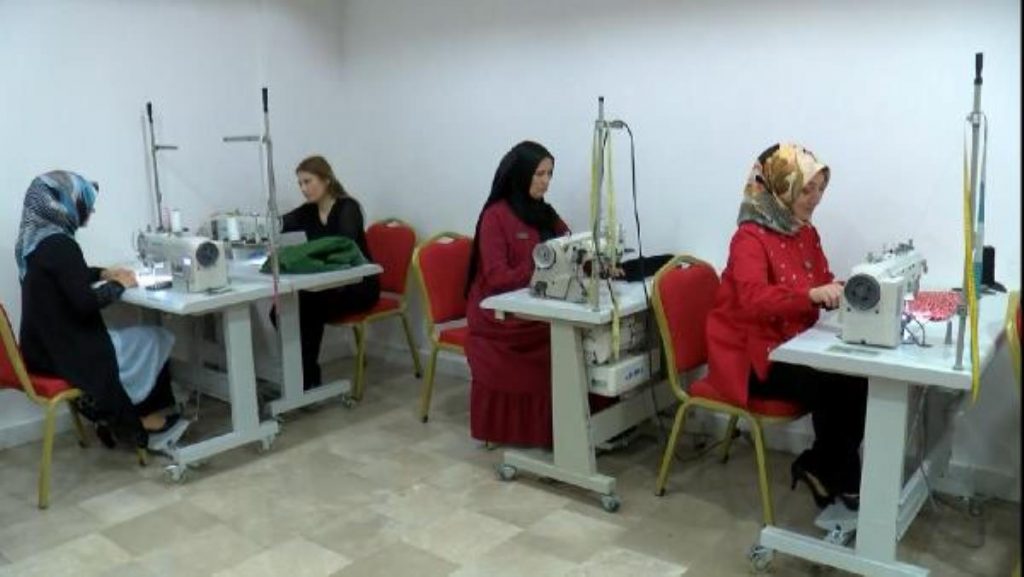 SANCAKTEPE’DE 8 MART, STİL TASARIM VE ÜRETİM MERKEZİ’NİN AÇILIŞIYLA KUTLANDI