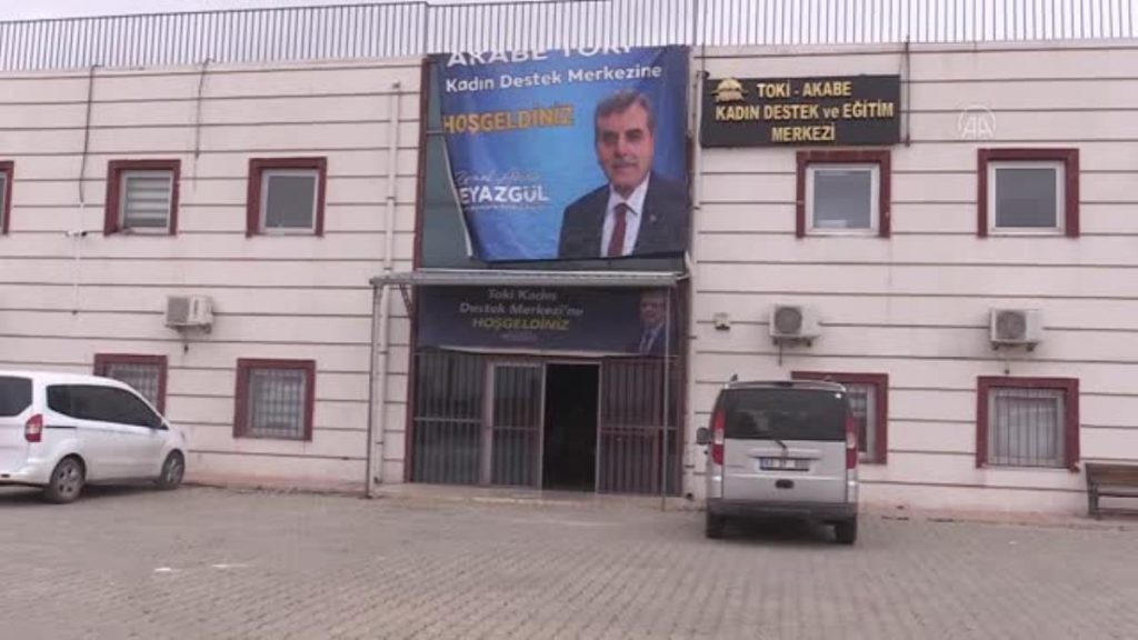 ŞANLIURFA – Acılarını unutup kursla hayata bağlanan kadın usta öğretici oldu