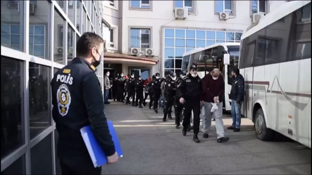 Sosyal medya dolandırıcıları, öğretmenleri hedef aldı