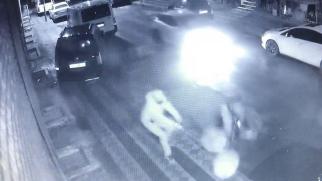 Sultangazi’deki adam, akrabasının silahlı saldırısına uğradı