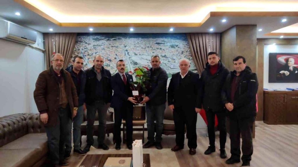 Ukrayna’dan kurtarılan 6 tır şoförü Bursa’ya ulaştı