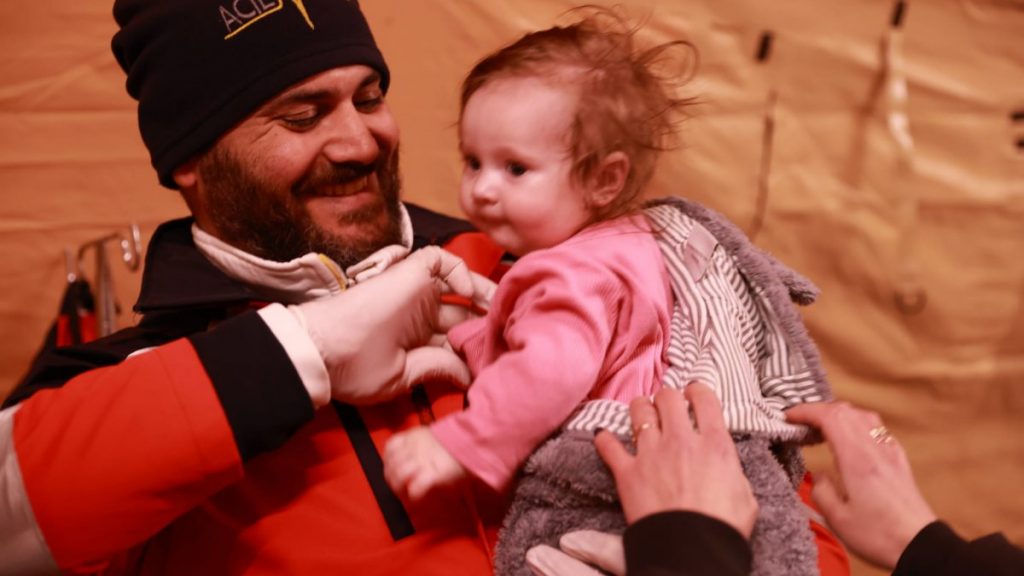 UMKE’den Ukraynalı 7 aylık bebeğe sağlık müdahalesi