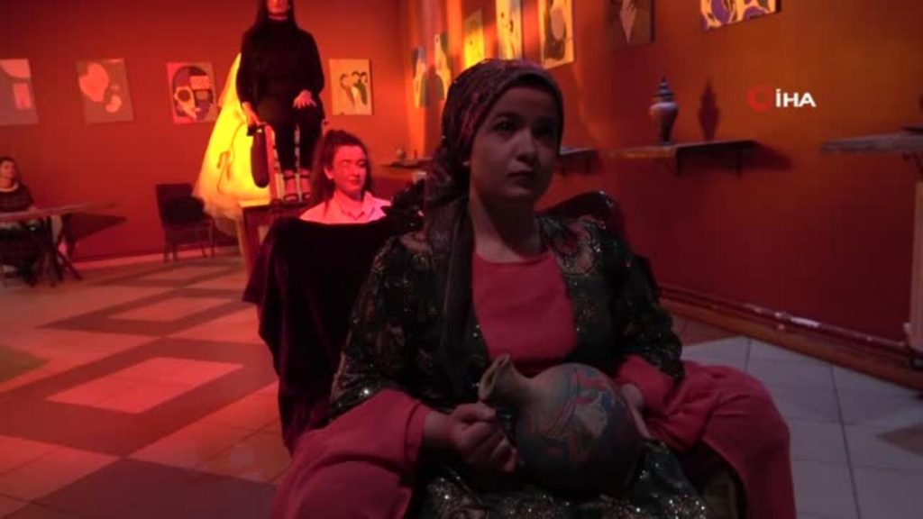 Van’da ‘Kadınlar Günü’ne özel sıra dışı sergi