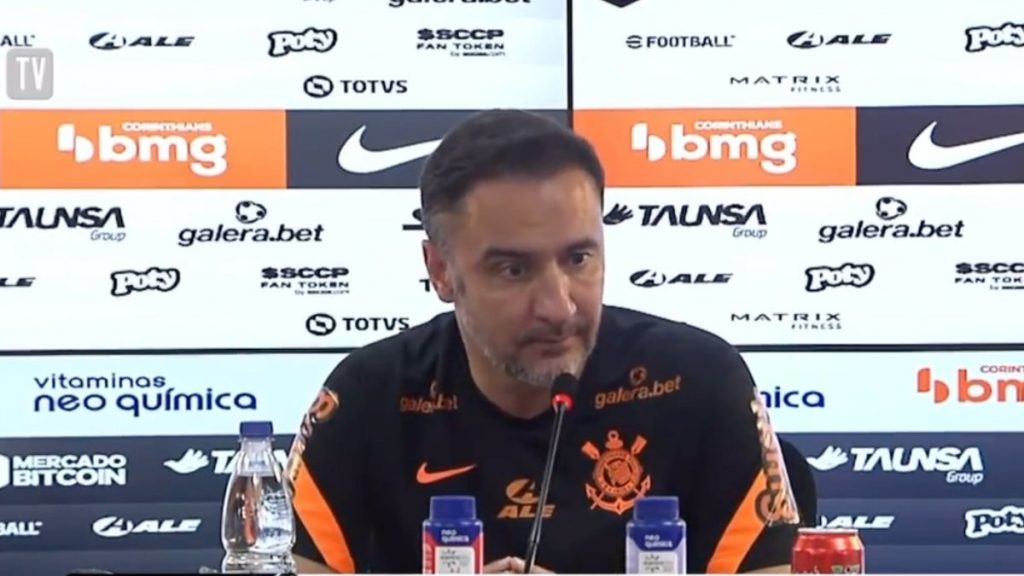 Vitor Pereira, Corinthians’ta kahraman oldu