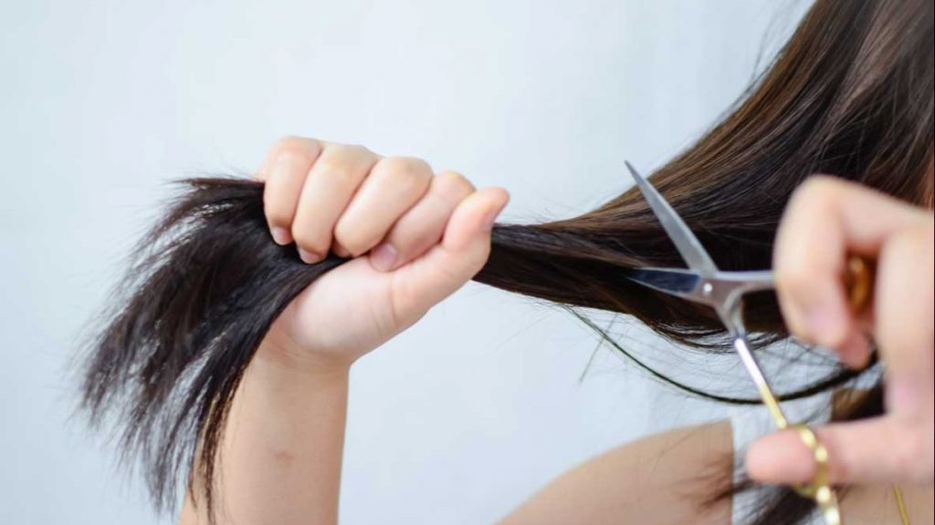 Yargıtay: Kardeşin saçını kesmek işkence suçudur