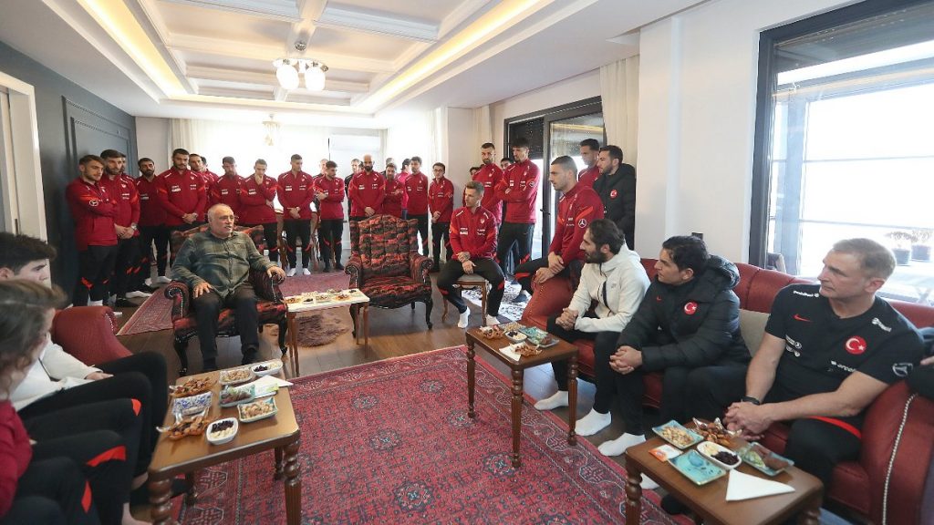 A Milli Takımımız, Ahmet Çalık’ın ailesini ziyaret etti