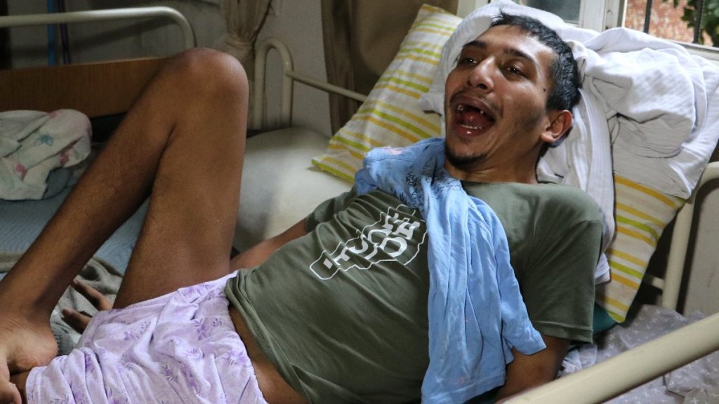 Adana’da içtiği protein tozu sonrası felç kalan genç adam hayatını kaybetti