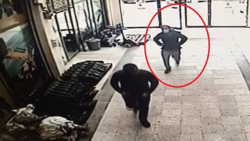 Ankara’da iş merkezinin tuvalet kapısı çalındı