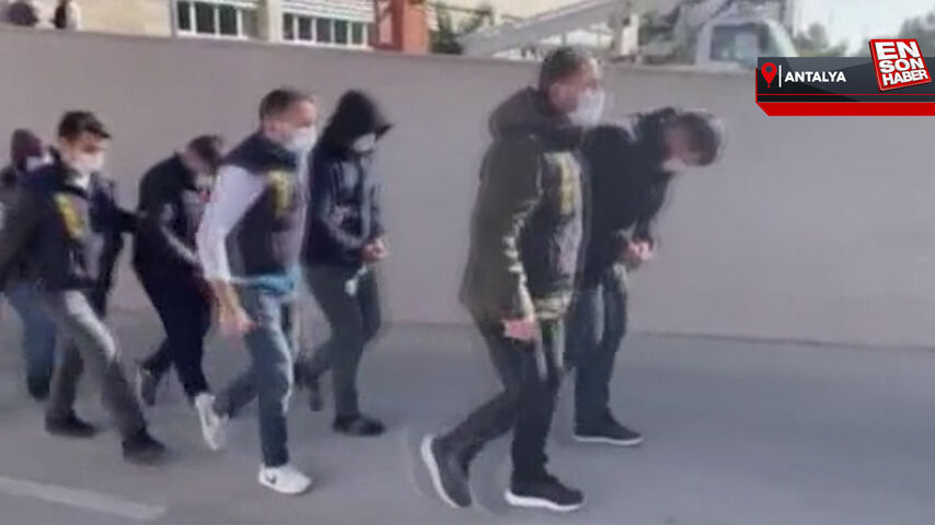 Antalya’da ‘yatırım’ yalanıyla dolandırıcılık yapanlar yakalandı