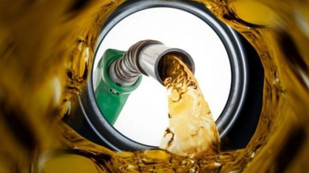 Araç sahipleri dikkat: Bu geceden itibaren değişecek! Pompada ‘brent’ düşüşü…