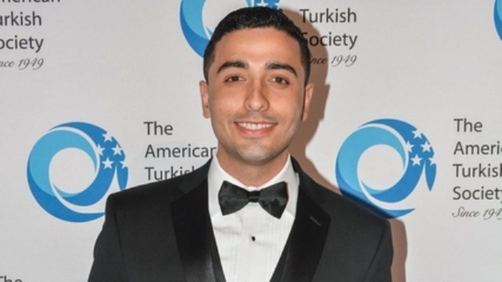 Burkay Kaplan kimdir?