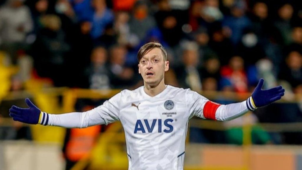 Erkan Söğüt: Mesut Özil’den gitmesini beklemeyin