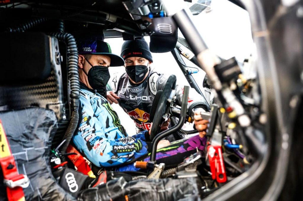 Ken Block Audi RS Q e-tron’un kokpitinde!