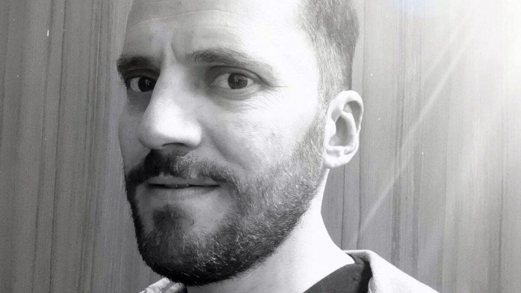 Kütahya’da 3 kişiyi yaraladı, hastanede hayatını kaybetti