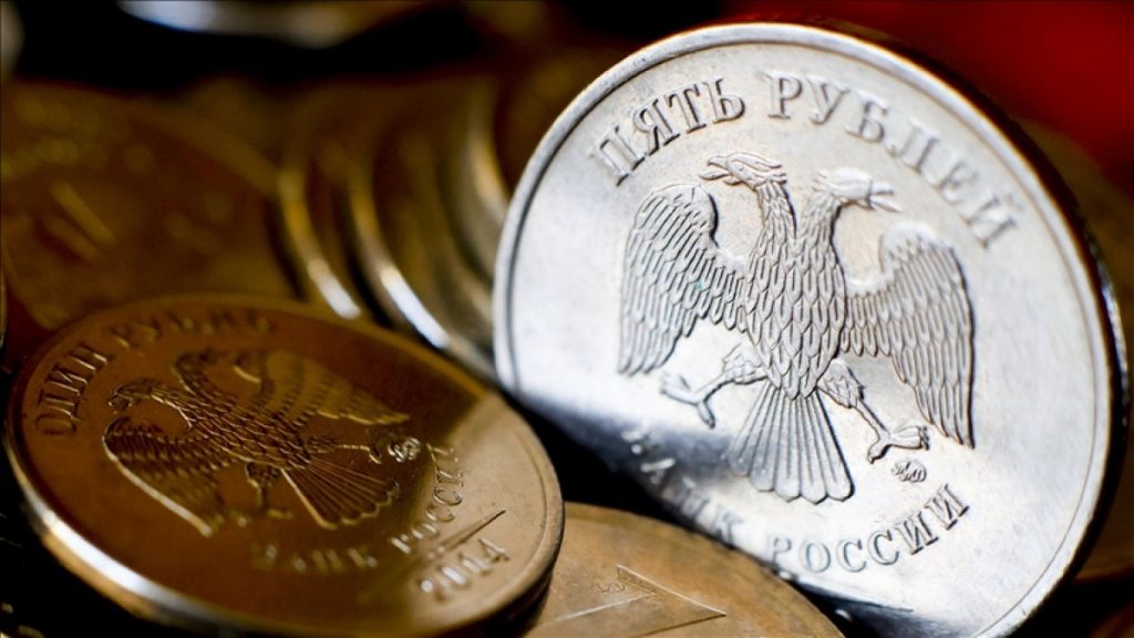 Rusya, Avrupa rubleyle ödemezse gazı ücretsiz vermeyeceğini açıkladı