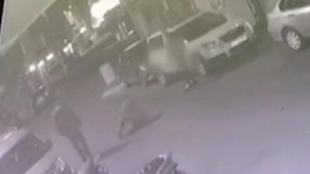 Sarıyer’deki husumetli grubun kavgasında silahlar konuştu